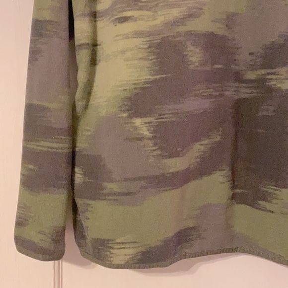 NORTH FACE camo Women’s Fleece - Picture 4 of 4